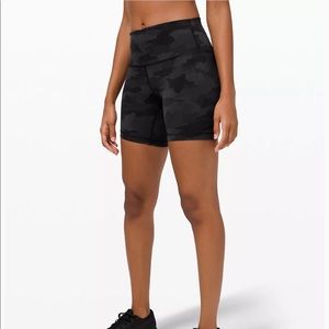 Wunder Under 6” short